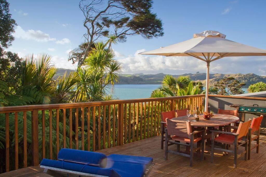 Orca Lodge Raglan Extérieur photo